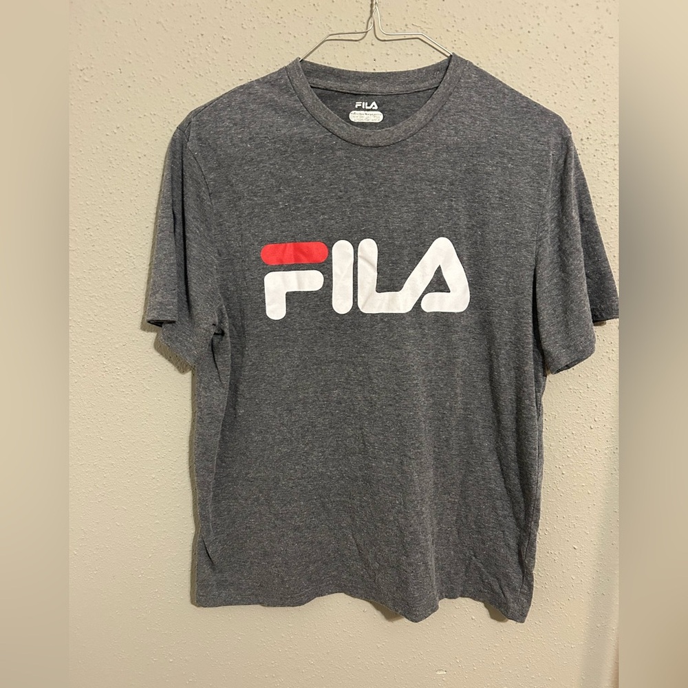 Fila Charcoal Gray Logo T-Shirt. Men’s Large.